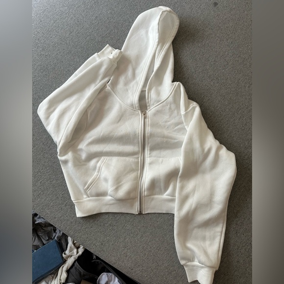 White zip up jacket - Picture 1 of 3